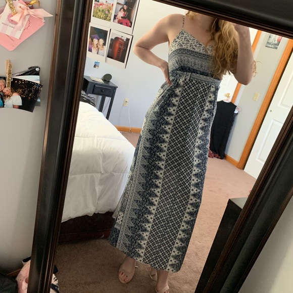 Maxi dress - Picture 2 of 6